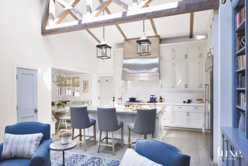 Custom Kitchen Cabinetry – Custom Design Cabinetry